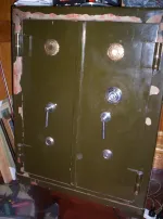 100-1566.jpg 100-1566.jpg