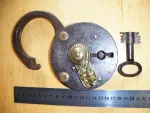 lock1.jpg lock1.jpg