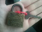 bond-padlock.jpg bond-padlock.jpg