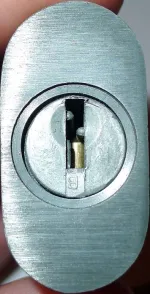 003vintage-slaymaker-800-padlock.jpg 003vintage-slaymaker-800-padlock.jpg