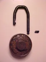 miller-combination-lock-open-with-broken-piece.jpg miller-combination-lock-open-with-broken-piece.jpg
