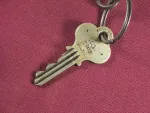 small-eagle-pin-tumbller-padlock-key.jpg small-eagle-pin-tumbller-padlock-key.jpg