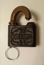 blue-grass-bg-44-plain-thick-shackle-with-keys-04.jpg blue-grass-bg-44-plain-thick-shackle-with-keys-04.jpg