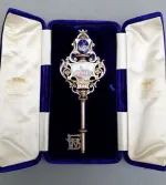 key-in-case.jpg key-in-case.jpg